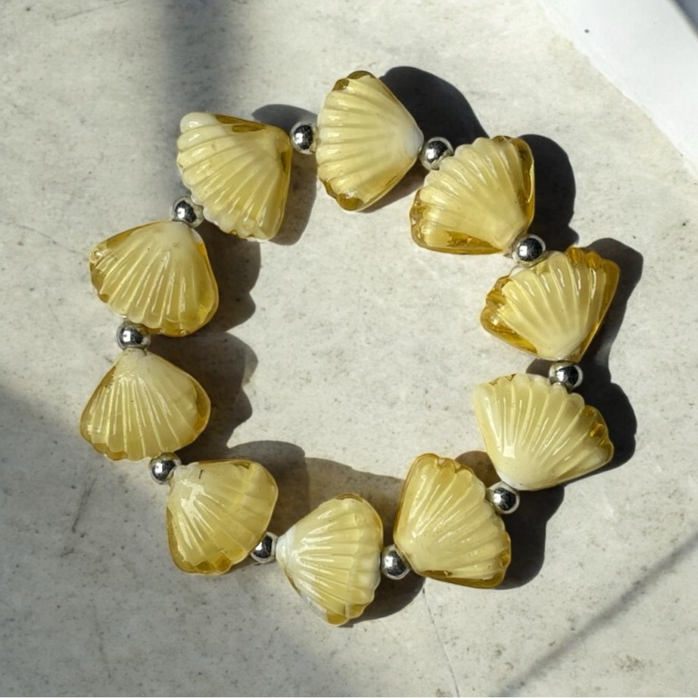 Artisan Yellow Glass Shell Bracelet